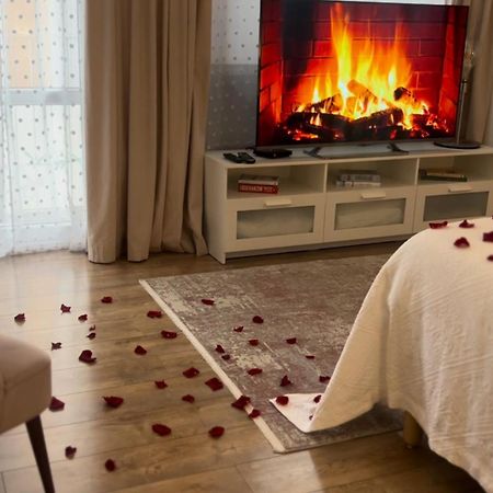Old Town Romantic Apartment. Breslau-Wroclaw. Bagian luar foto