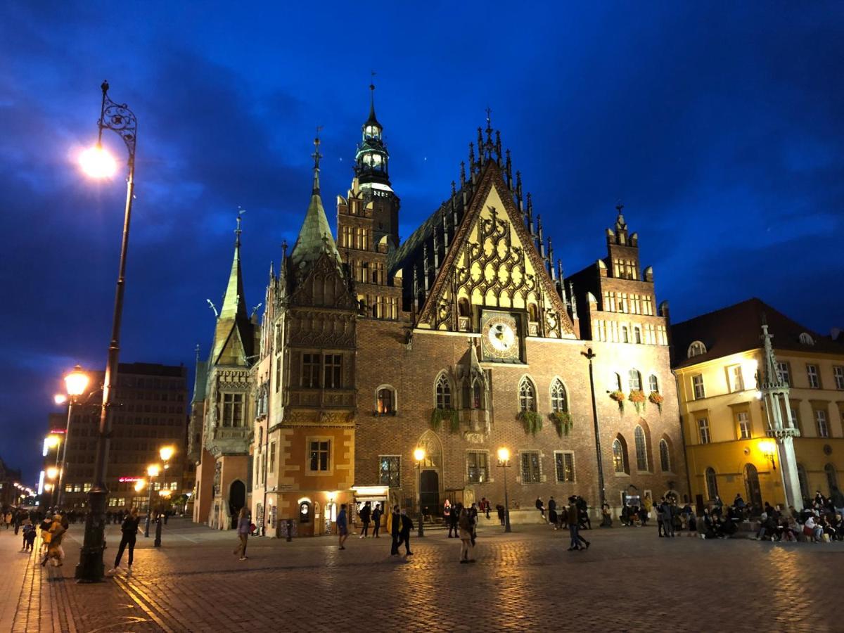 Old Town Romantic Apartment. Breslau-Wroclaw. Bagian luar foto