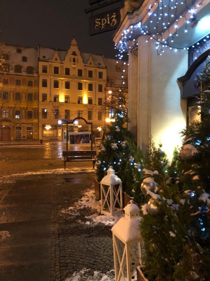 Old Town Romantic Apartment. Breslau-Wroclaw. Bagian luar foto