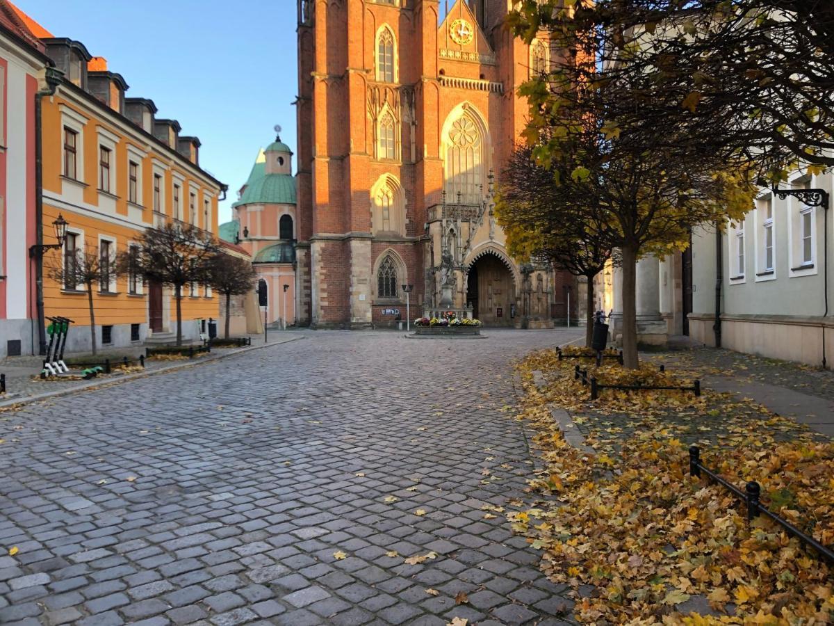 Old Town Romantic Apartment. Breslau-Wroclaw. Bagian luar foto